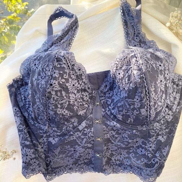 Victoria's Secret Other - Victoria’s Secret Vintage Lace Corset Bra Top 36C NWT